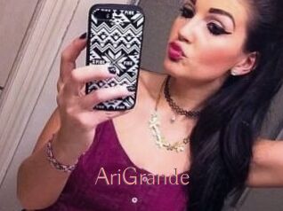 AriGrande