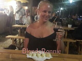 BlondeRonnie