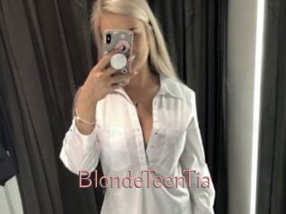 BlondeTeenTia