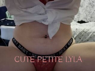 CUTE_PETITE_LYLA