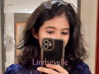 Lindseyelle