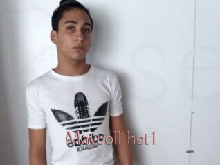 Maycoll_hot1