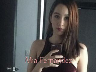 Mia_Fernandez