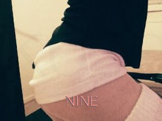 NINE Kostenlose Sexcams