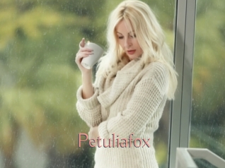 Petuliafox
