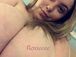 Roxieeee