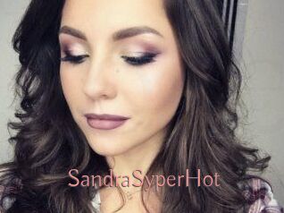 SandraSyperHot