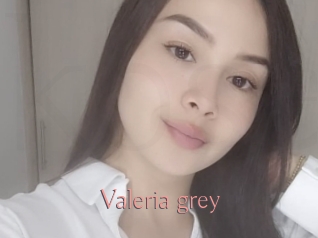 Valeria_grey
